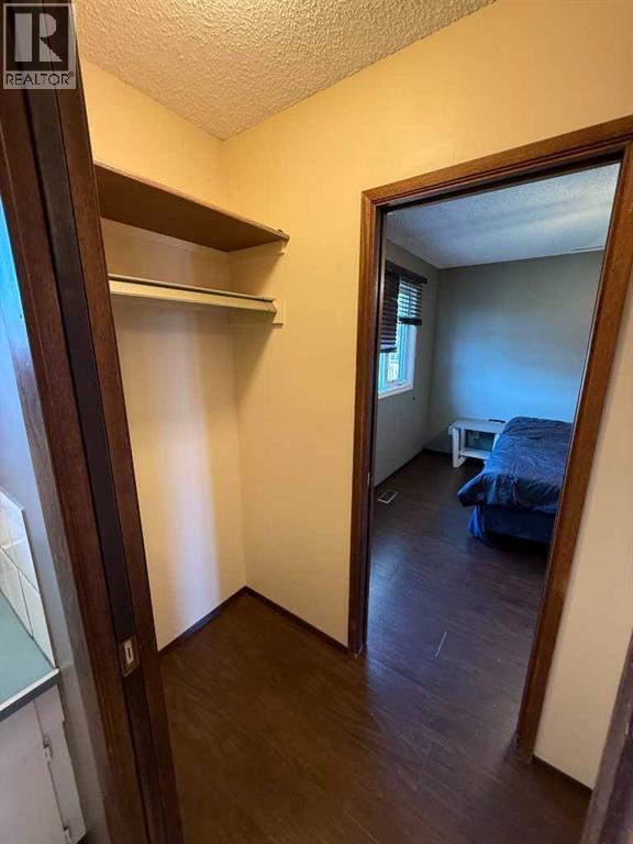5417 52 Avenue Property Photo 20