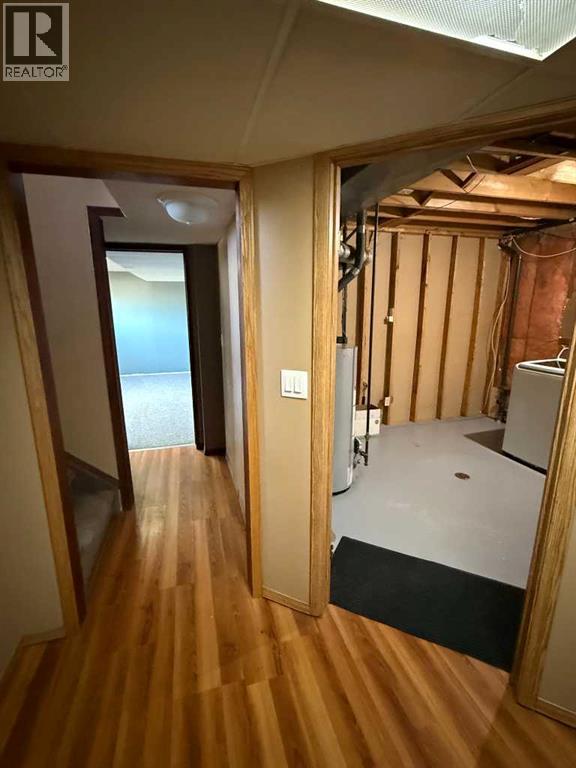 5417 52 Avenue Property Photo 22