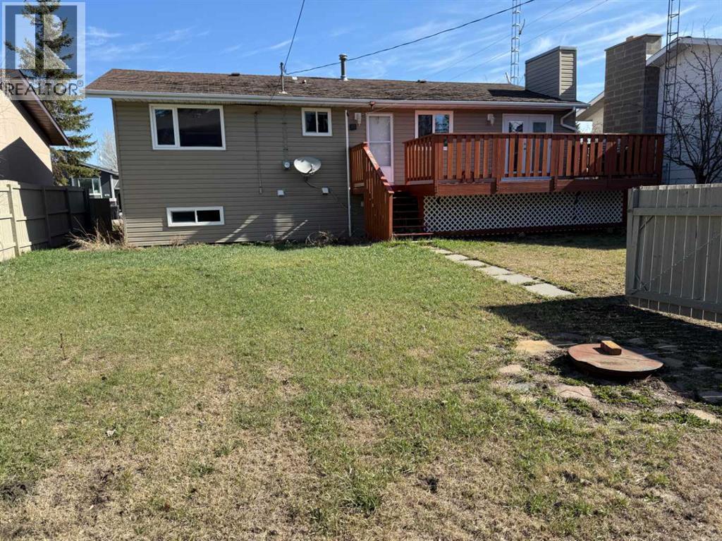 5417 52 Avenue Property Photo 36