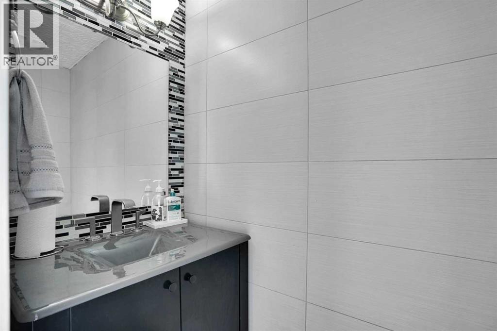 156 Saddlecrest Place Ne Property Photo 16