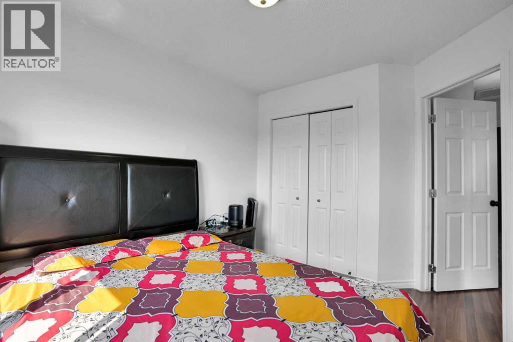 156 Saddlecrest Place Ne Property Photo 24