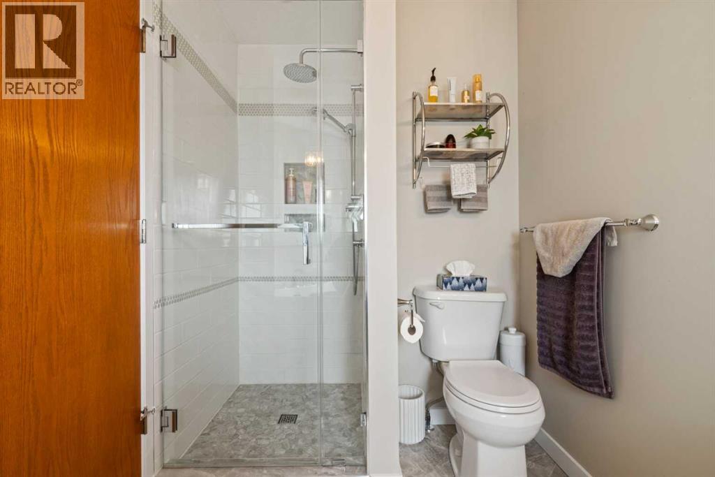 217 Douglas Glen Close Se Property Photo 22