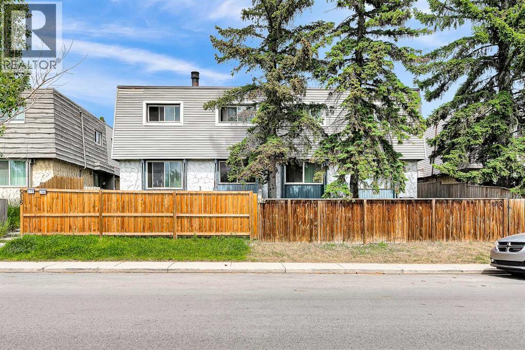 516 Blackthorn Road Northeast