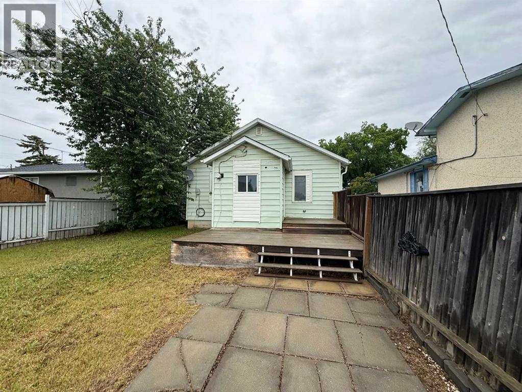 4911 53 Avenue Property Photo 18