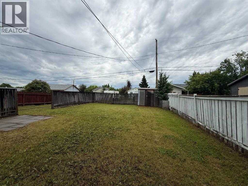 4911 53 Avenue Property Photo 19