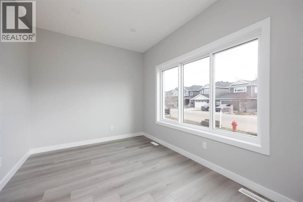 185 Dafoe Way Property Photo 3