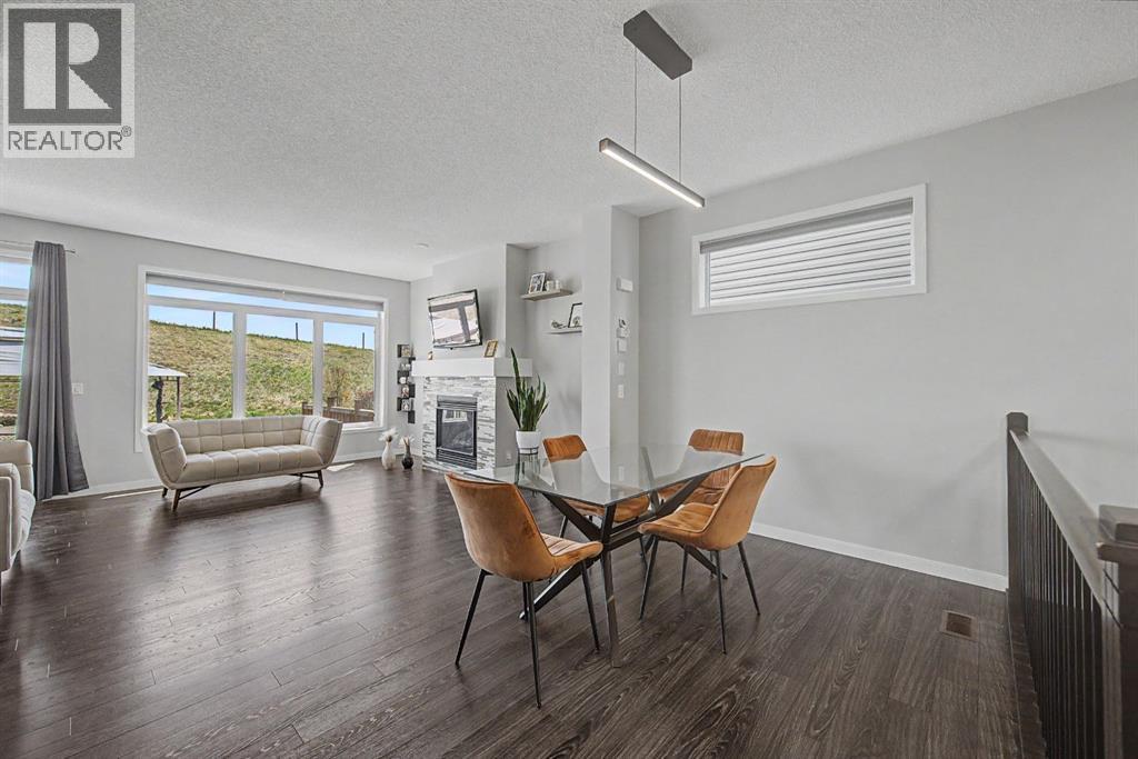 53 Fireside Crescent Property Photo 5