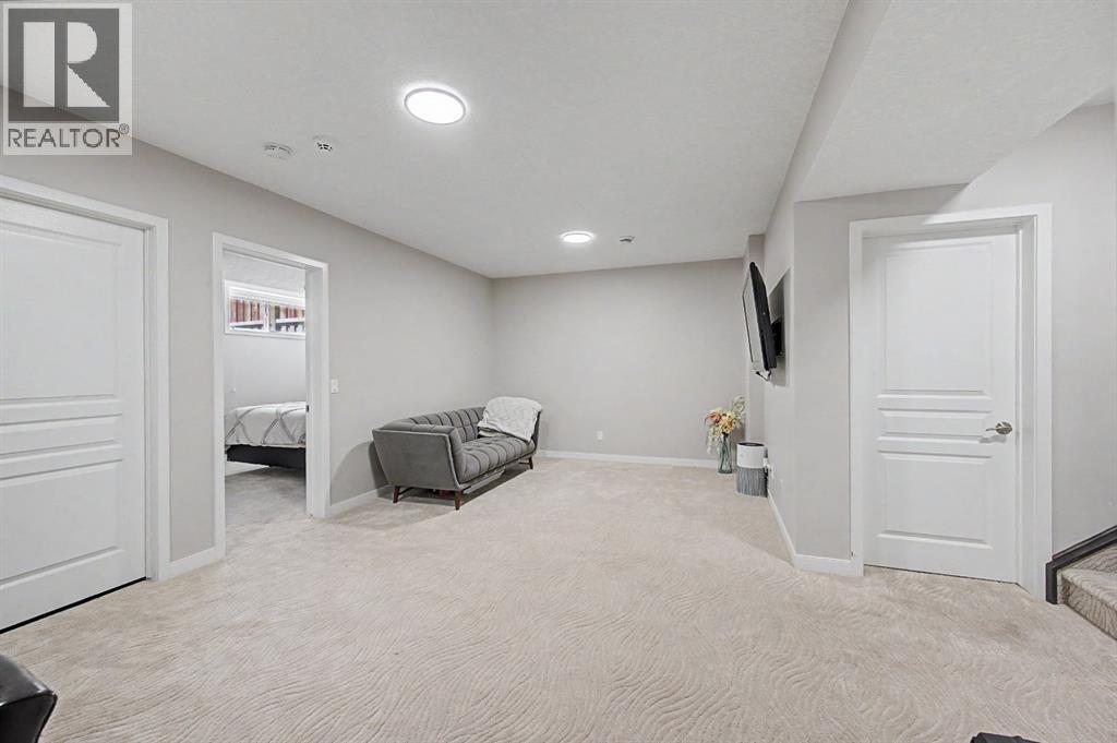 53 Fireside Crescent Property Photo 32