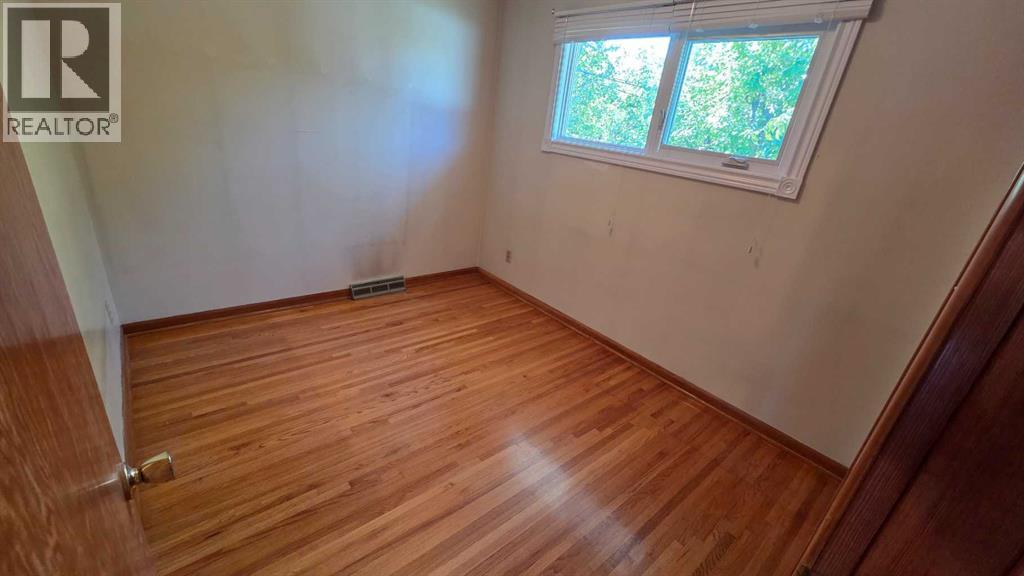 4907 10 Avenue Sw Property Photo 13