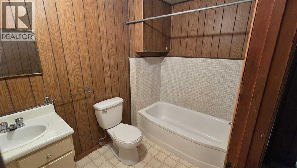 4907 10 Avenue Sw Property Photo 19