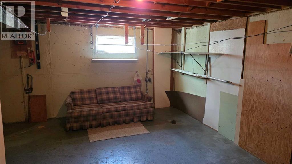 4907 10 Avenue Sw Property Photo 21