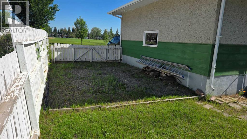4907 10 Avenue Sw Property Photo 26