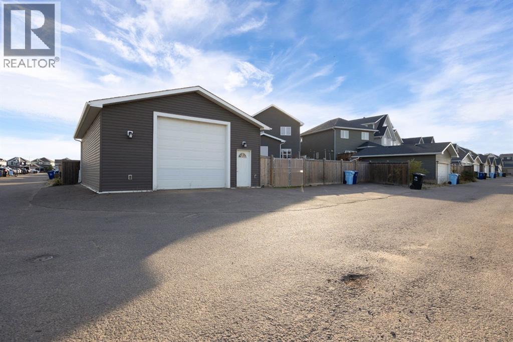 149 Ward Crescent Property Photo 2