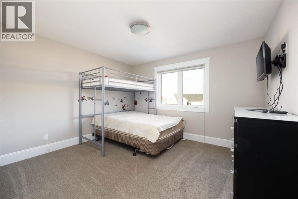 149 Ward Crescent Property Photo 25