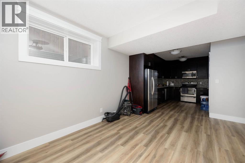 149 Ward Crescent Property Photo 33
