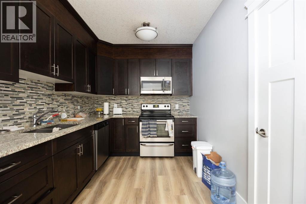 149 Ward Crescent Property Photo 35