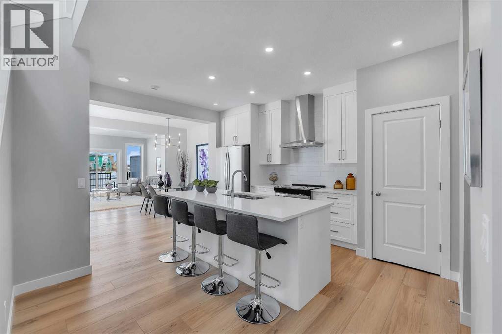 390 South Shore Drive Property Photo 4