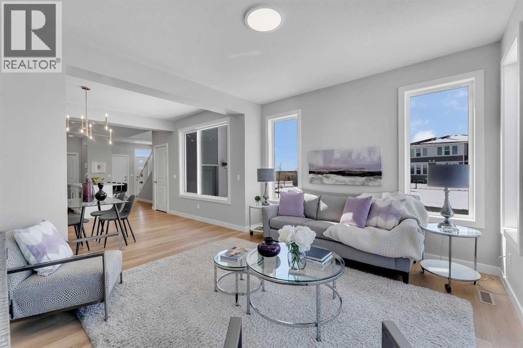 390 South Shore Drive Property Photo 10
