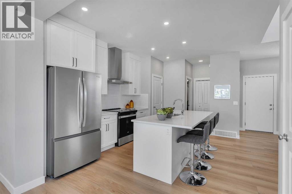 390 South Shore Drive Property Photo 12