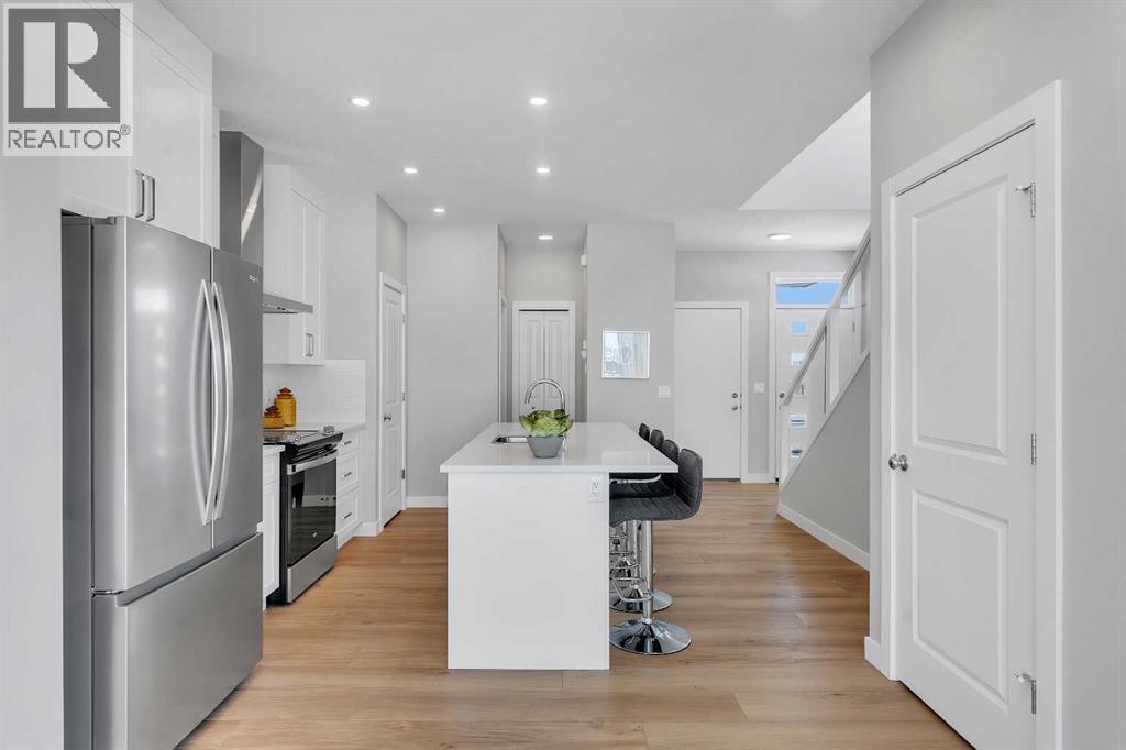 390 South Shore Drive Property Photo 13
