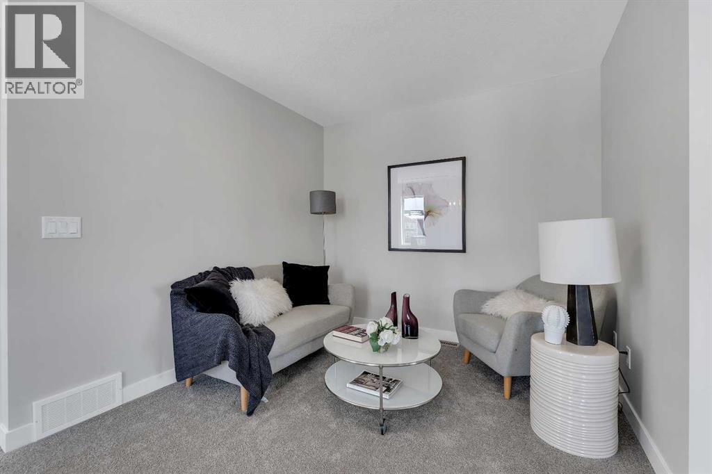 390 South Shore Drive Property Photo 21