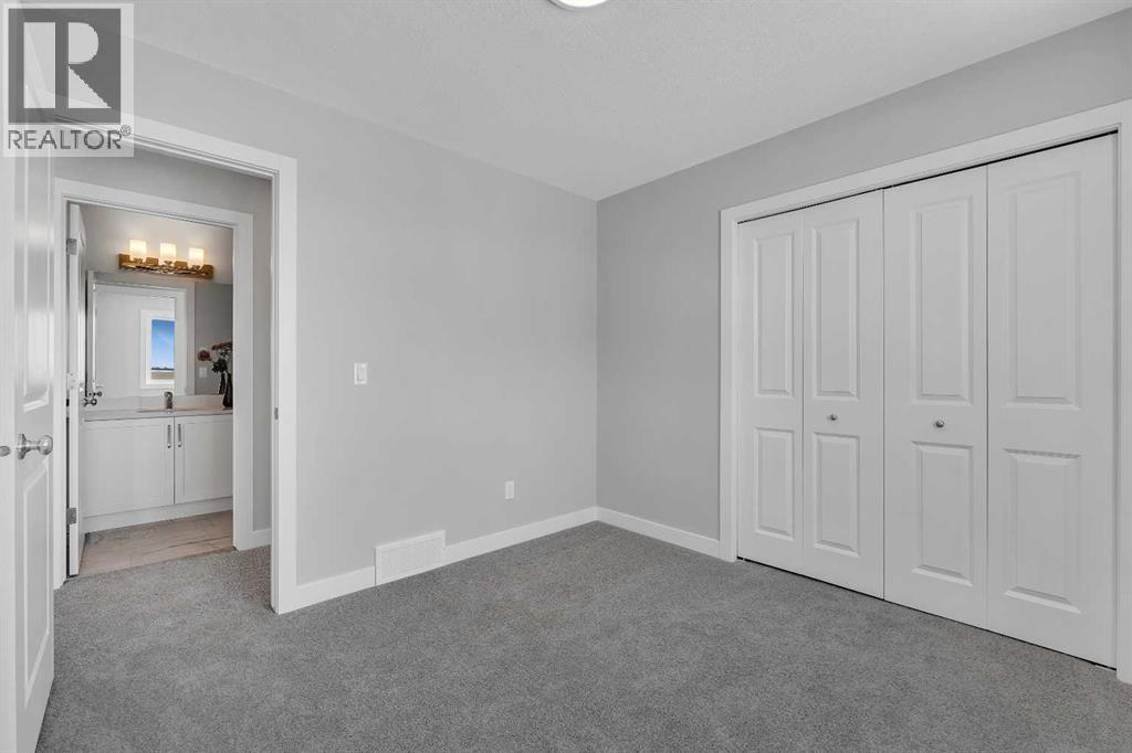 390 South Shore Drive Property Photo 24