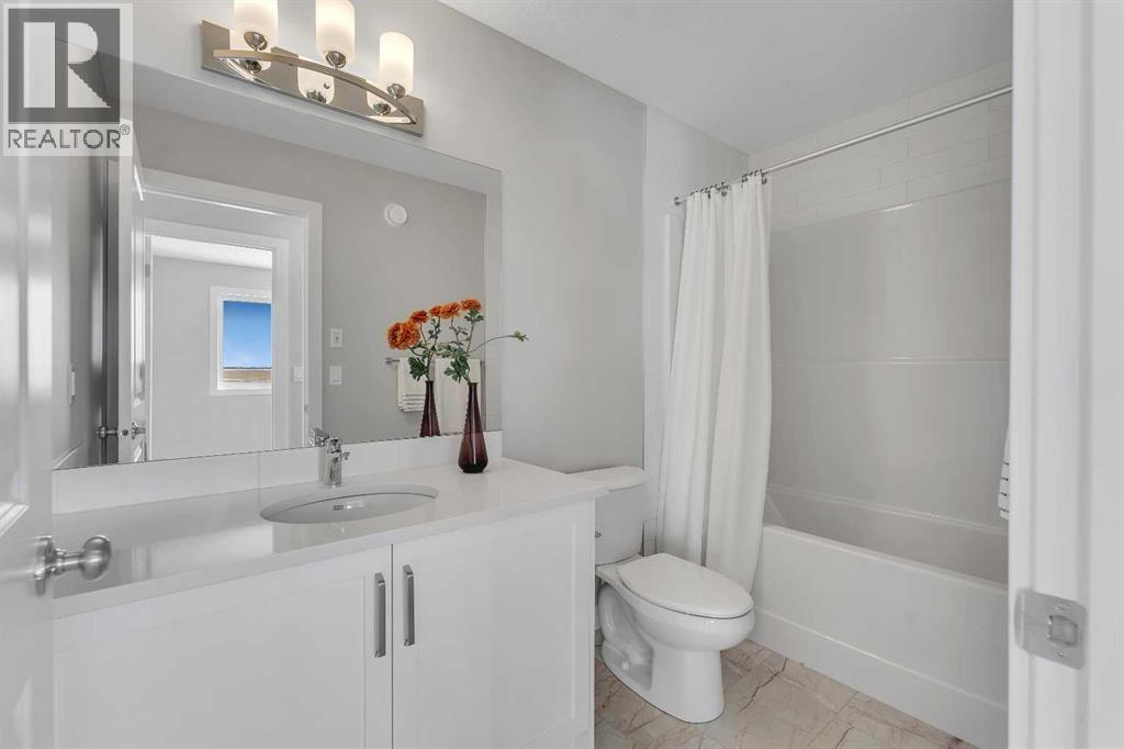 390 South Shore Drive Property Photo 25