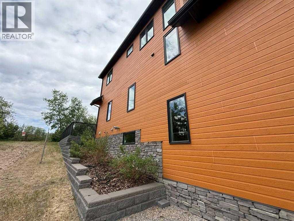 2 Sunset Lane Property Photo 5