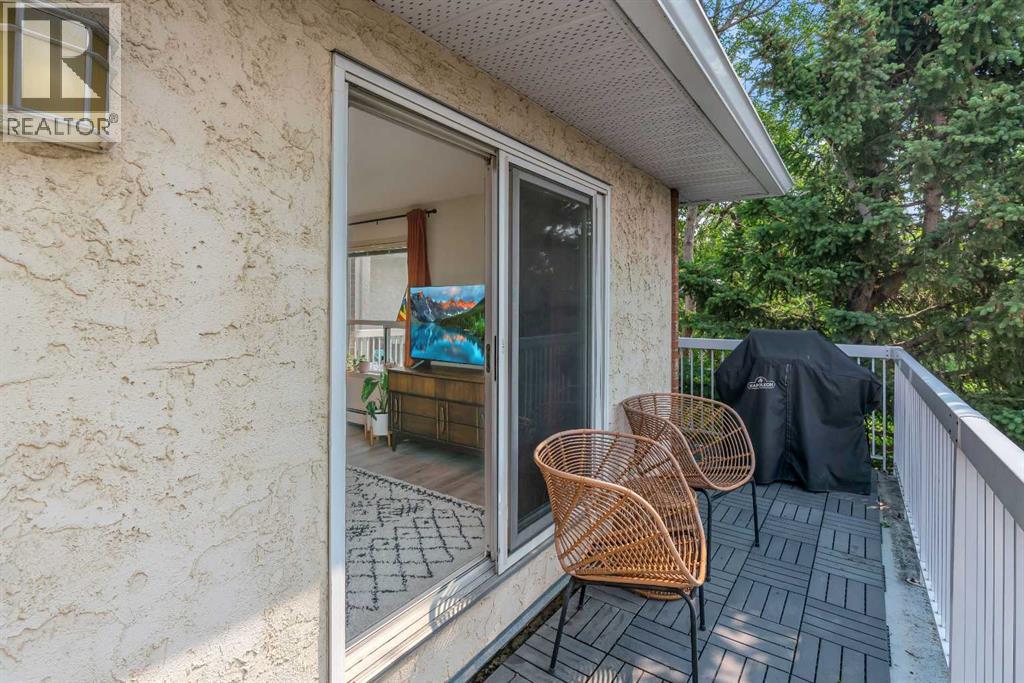 2211 29 Street Southwest Property Photo 7