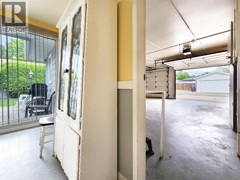 2211 10 Avenue S Property Photo 25