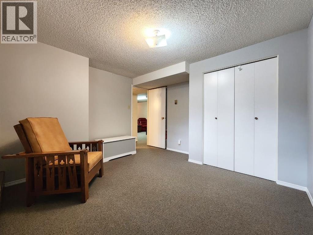 2211 10 Avenue S Property Photo 37