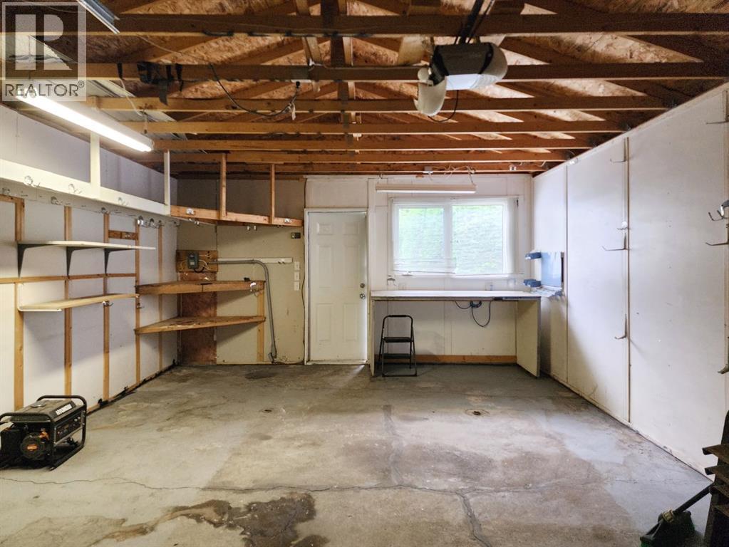 2211 10 Avenue S Property Photo 42