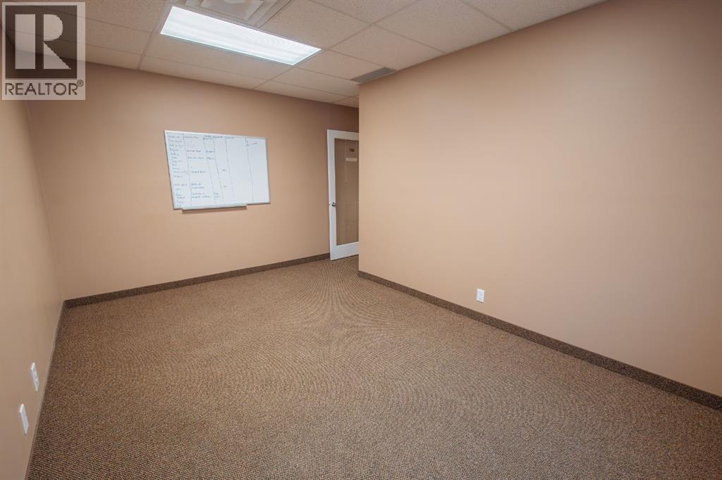 32 Westwinds Crescent Ne Property Photo 28