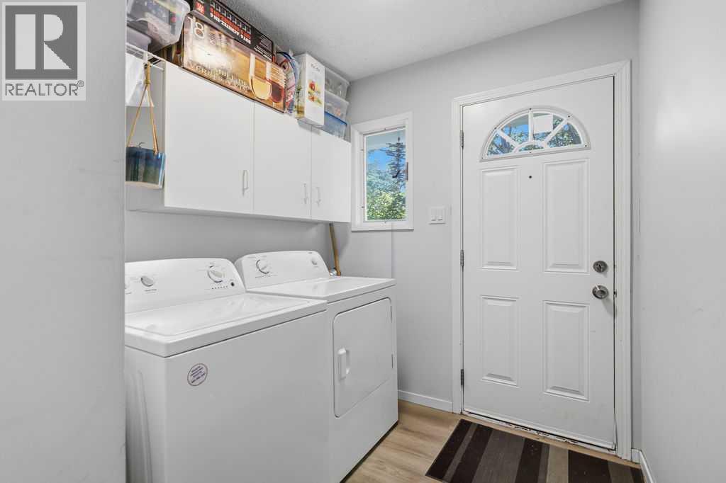 2812 19 Street Nw Property Photo 12