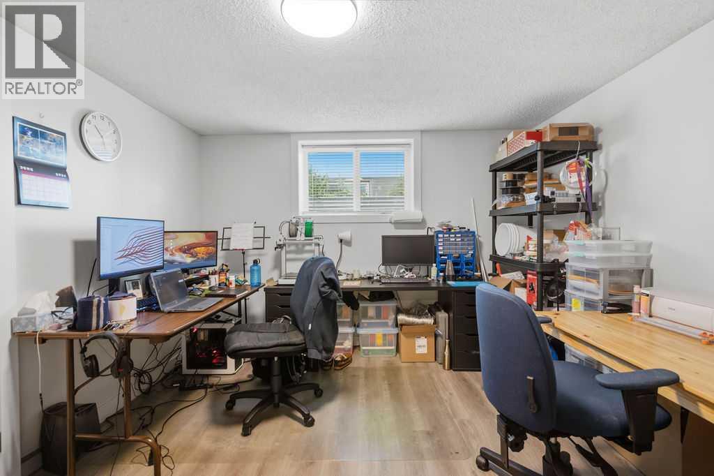 2812 19 Street Nw Property Photo 26