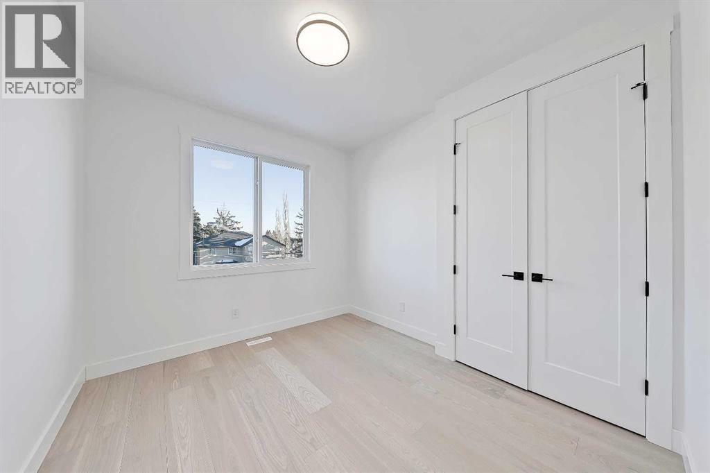 3538 43 Street Sw Property Photo 28