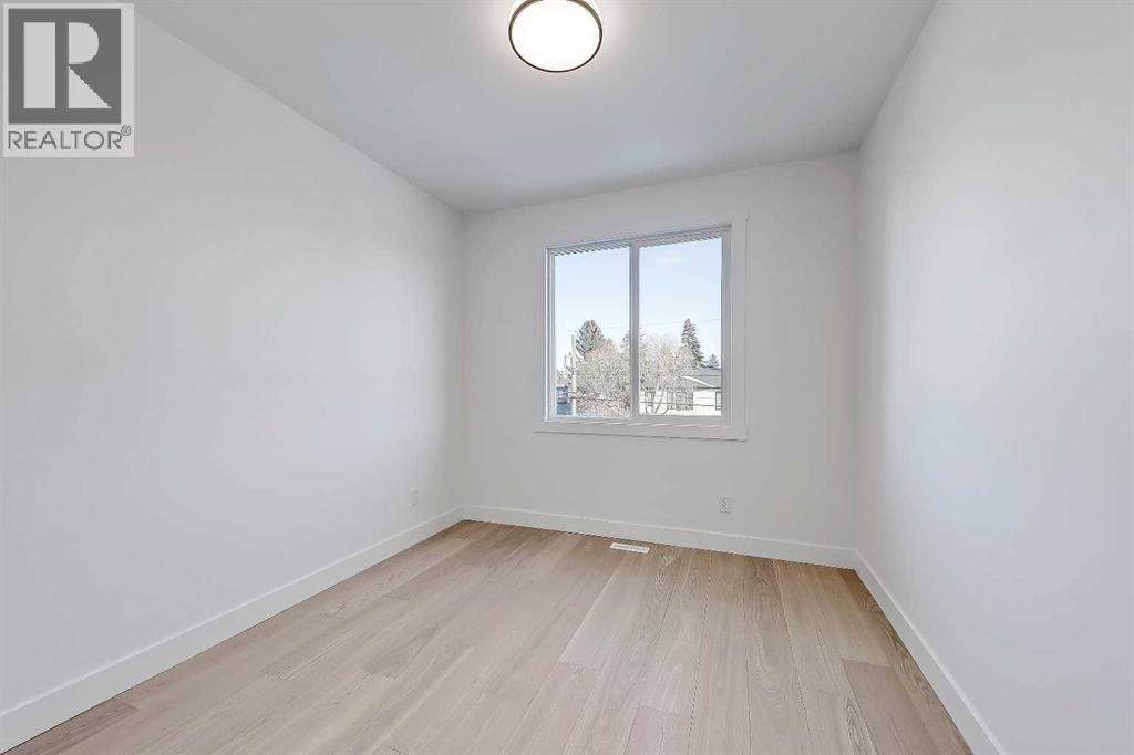 3538 43 Street Sw Property Photo 33