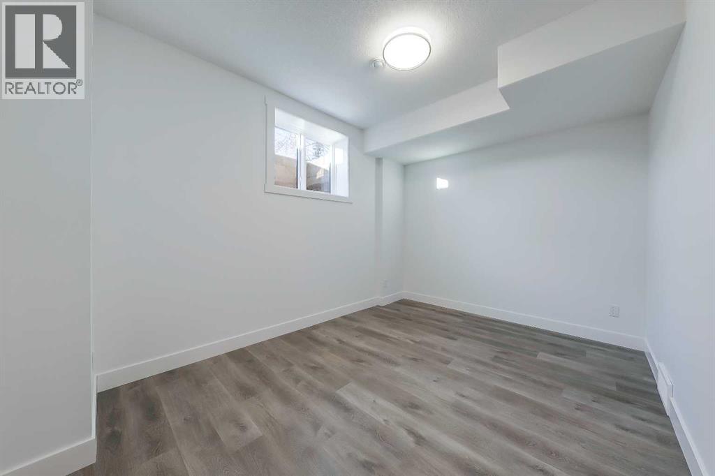 3538 43 Street Sw Property Photo 41