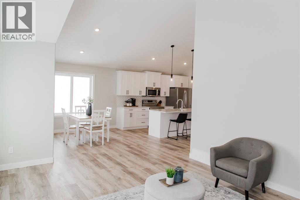 11416 95 Street Property Photo 8
