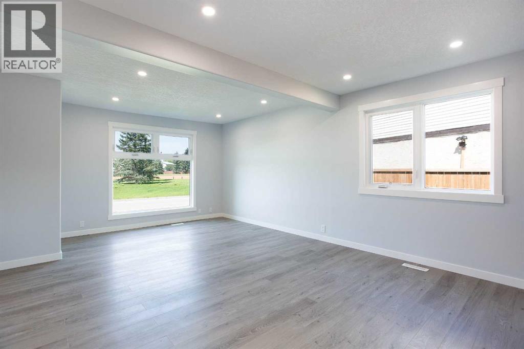 68 Abergale Way Ne Property Photo 6