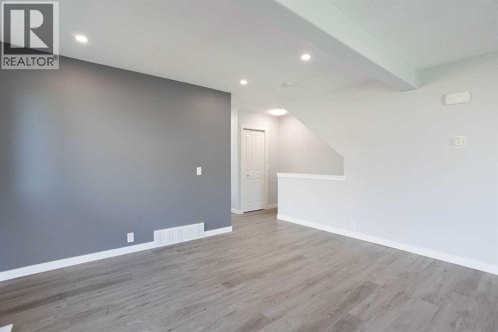 68 Abergale Way Ne Property Photo 9