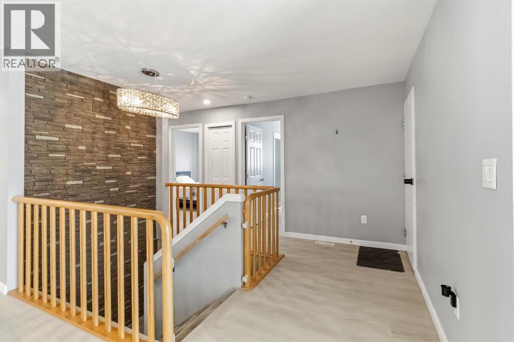 98 Hill Drive Property Photo 18