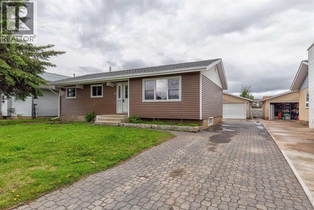 4 Mcleod Street