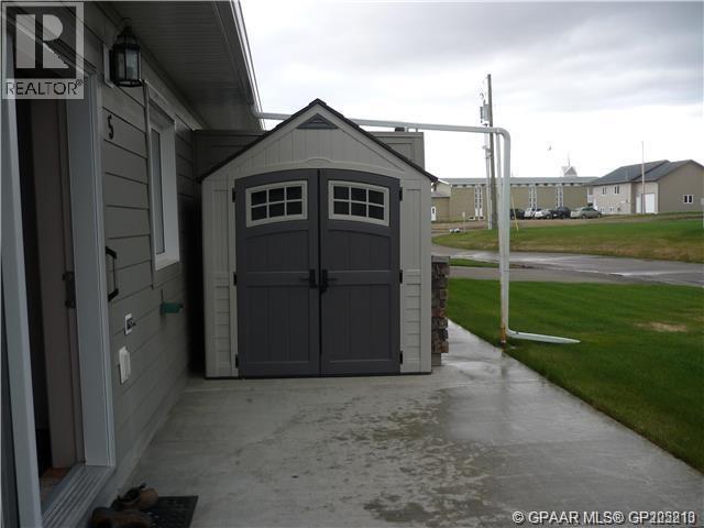 4304 51 Street Property Photo 19