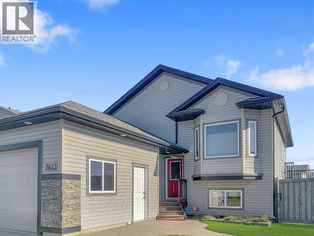 7613 114 Street Property Photo 1