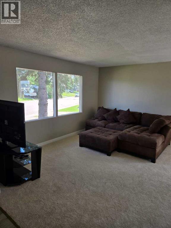 410 7 Street Property Photo 10