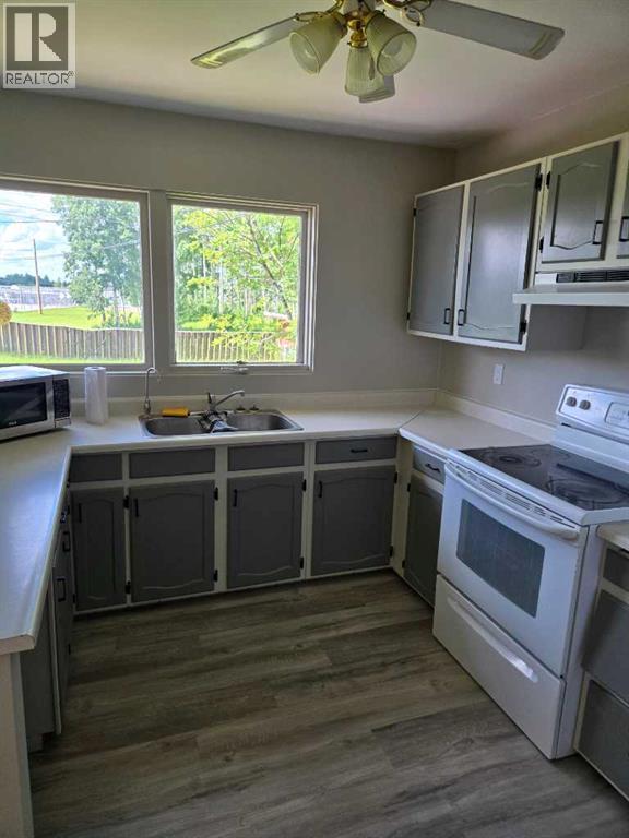 410 7 Street Property Photo 13