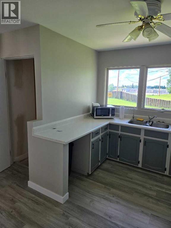 410 7 Street Property Photo 14