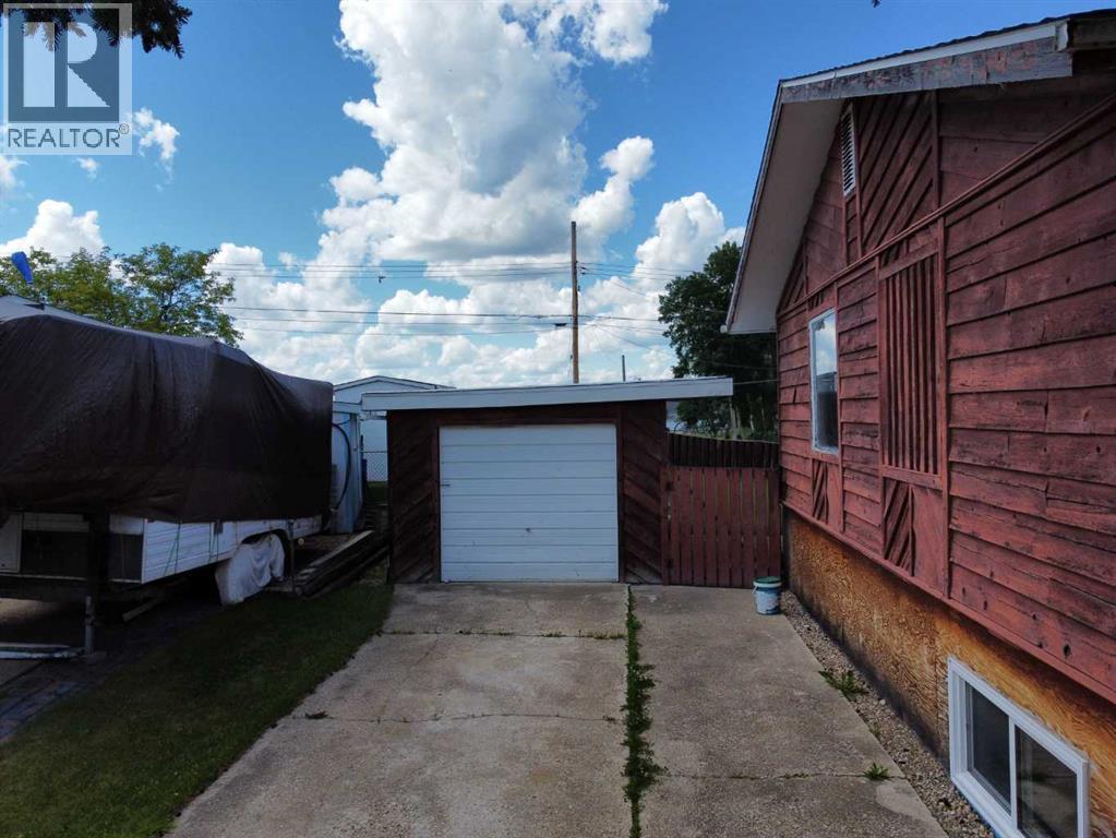 410 7 Street Property Photo 38