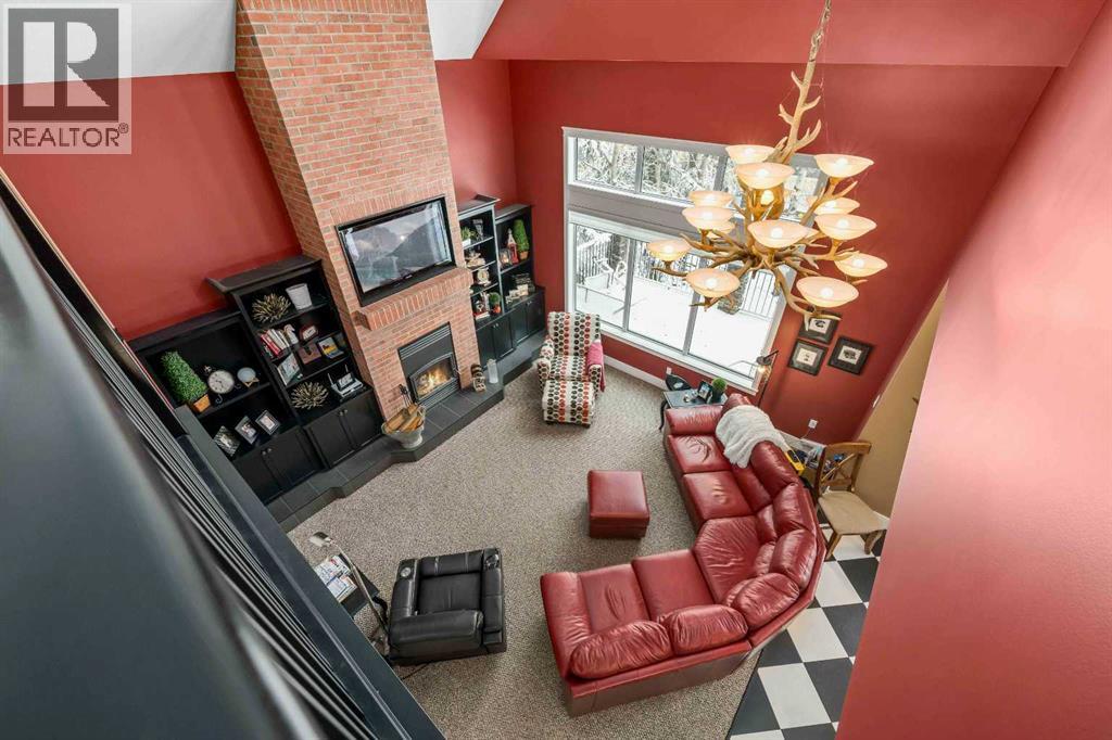 210 6 Avenue Property Photo 4